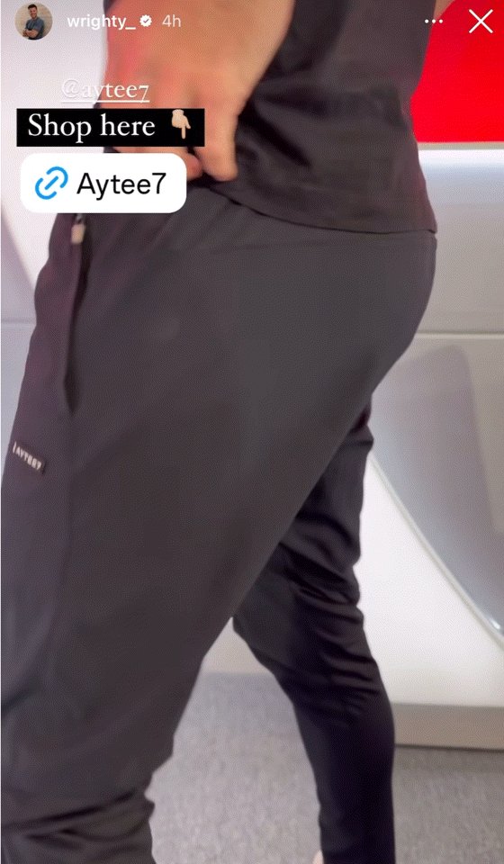 Mark Wright looking incredible in his Aytee7 joggers 😍🔥🍑💪 #peachy Mark Wright