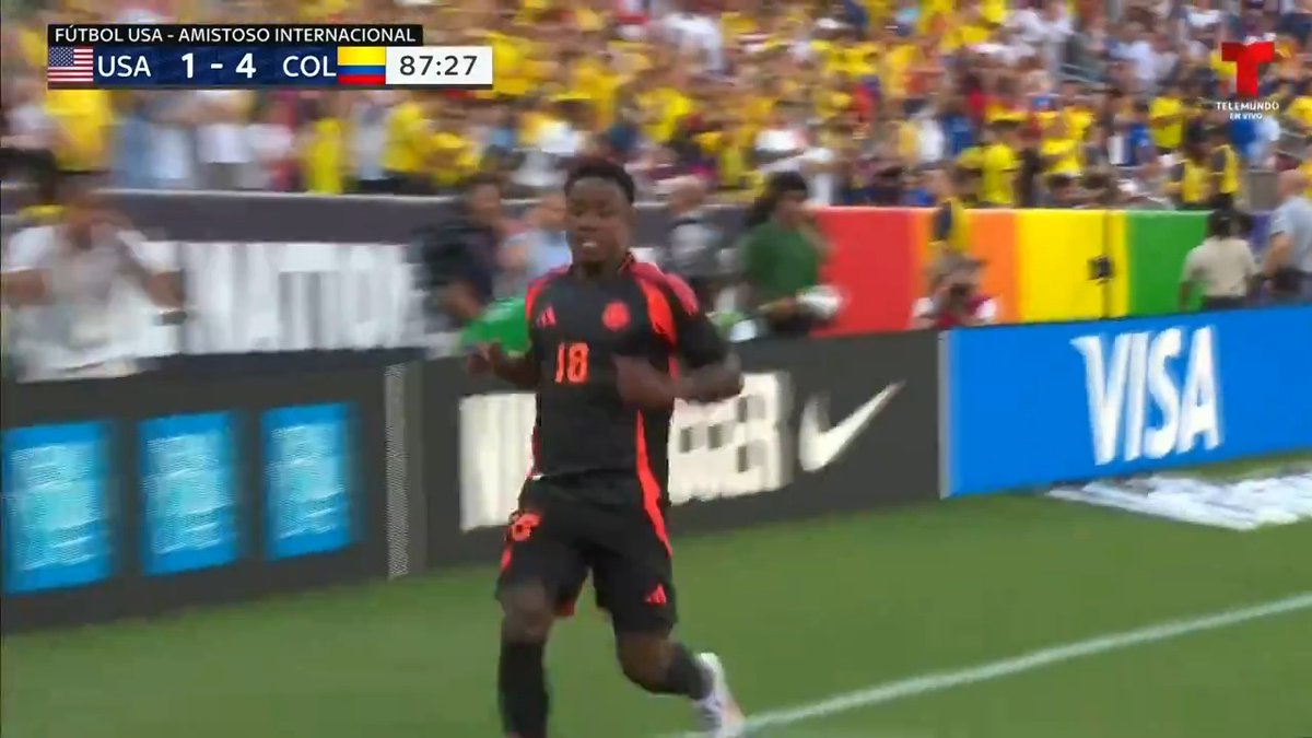 The USMNT got boat raced by Colombia on home soil