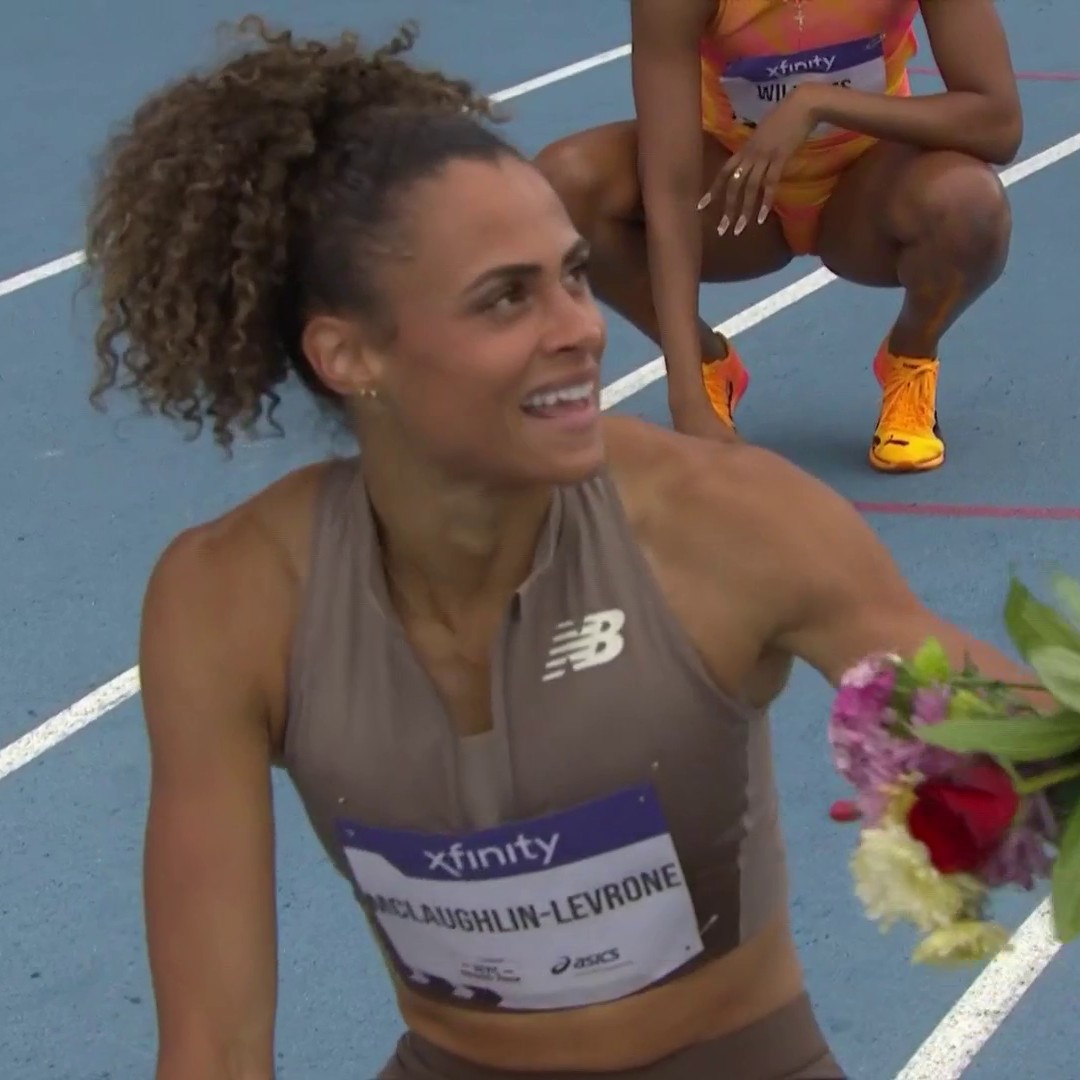 🇺🇸Sydney McLaughlin-Levrone (48.75) runs the third-fastest time in AMERICAN HISTORY in her first open 400m of the season! 🔥