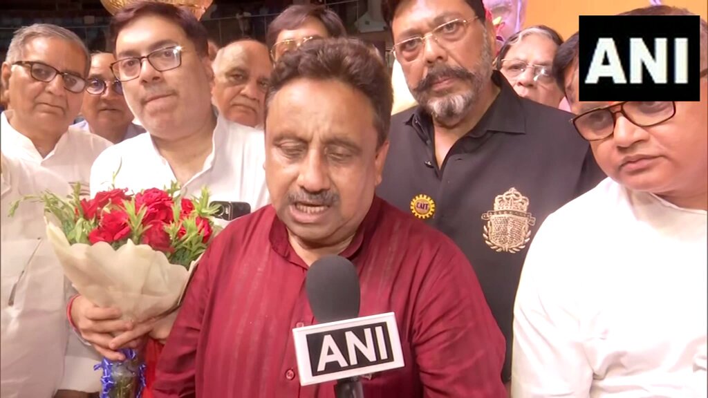 #WATCH | BJP leader Praveen Khandelwal says, "Businessmen from more than 25 states are present here, they are all thanking Prime Minister Narendra Modi...We will work to solve all the problems of the businessmen...They have shown faith in PM Modi..."