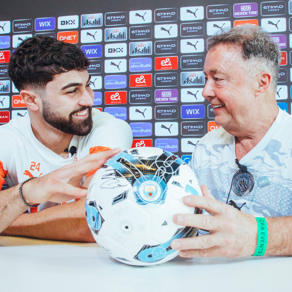 .Joško Gvardiol met his first City fan - Peter Walker 🩵 To see the story and their promise, watch below 👇