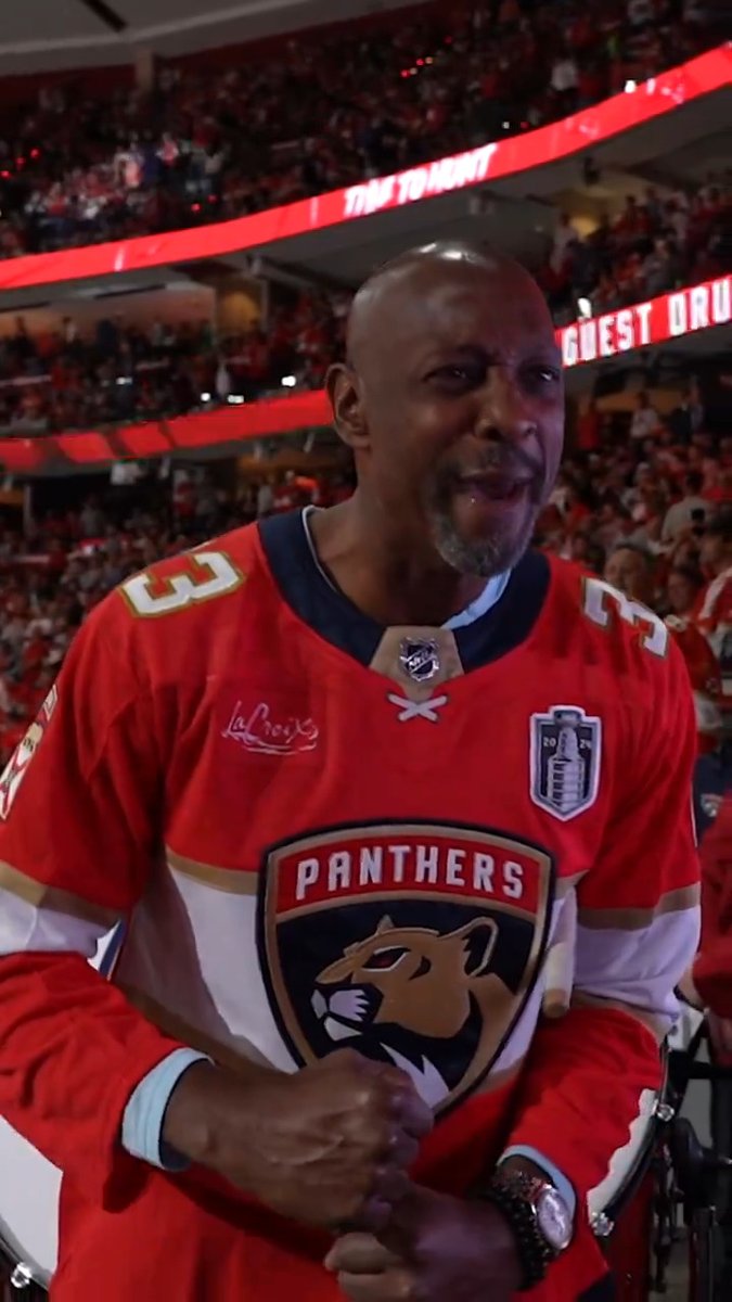 A legend in the house! Get us going, Alonzo Mourning!!