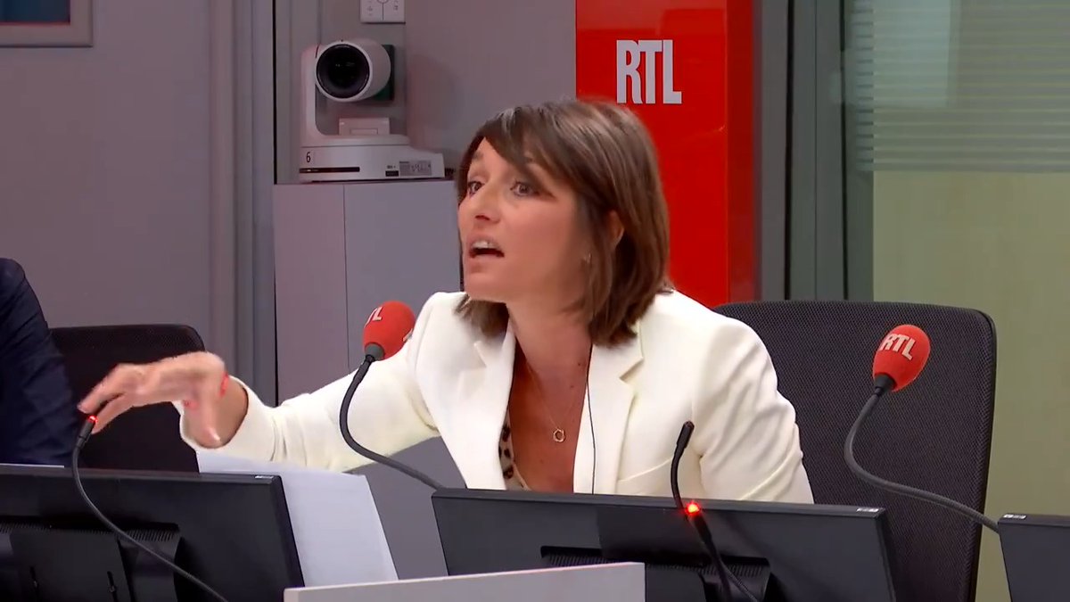 "Du PS aux Républicains, construisons ensemble quelque chose qui va dans l'intérêt de notre pays" Edouard Philippe dans #RTLMatin avec Amandine Bégot