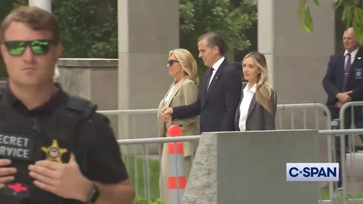 Hunter Biden just left the courtroom holding his mommy’s hand
