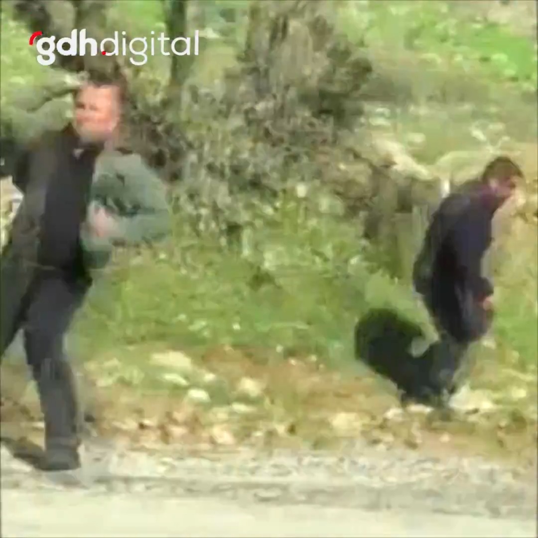 🚨 Burası bir savaş meydanı değil! ⚡️Kaçak elektrik kullanımına müdahale edilen yasa dışı trafo sahası! Mardin'de Dicle Elektrik ekiplerinin kaçak elektrik denetimine eşlik ettik. Kameralarımıza yansıyanlar bu kadar da olmaz dedirtti! YouTube kanalımızda yayında. 👇🏻