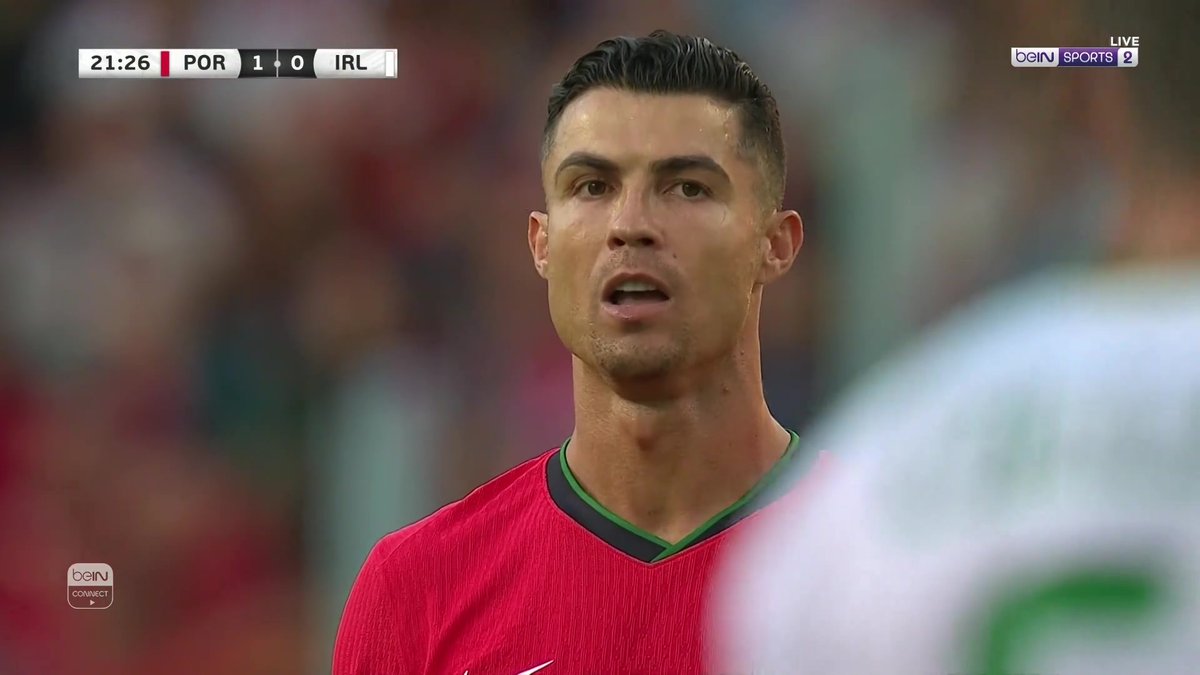 رونالدو يكلم نفسه قبل تنفيذ الفاول الخيالي🔥 وش كان يقول ؟