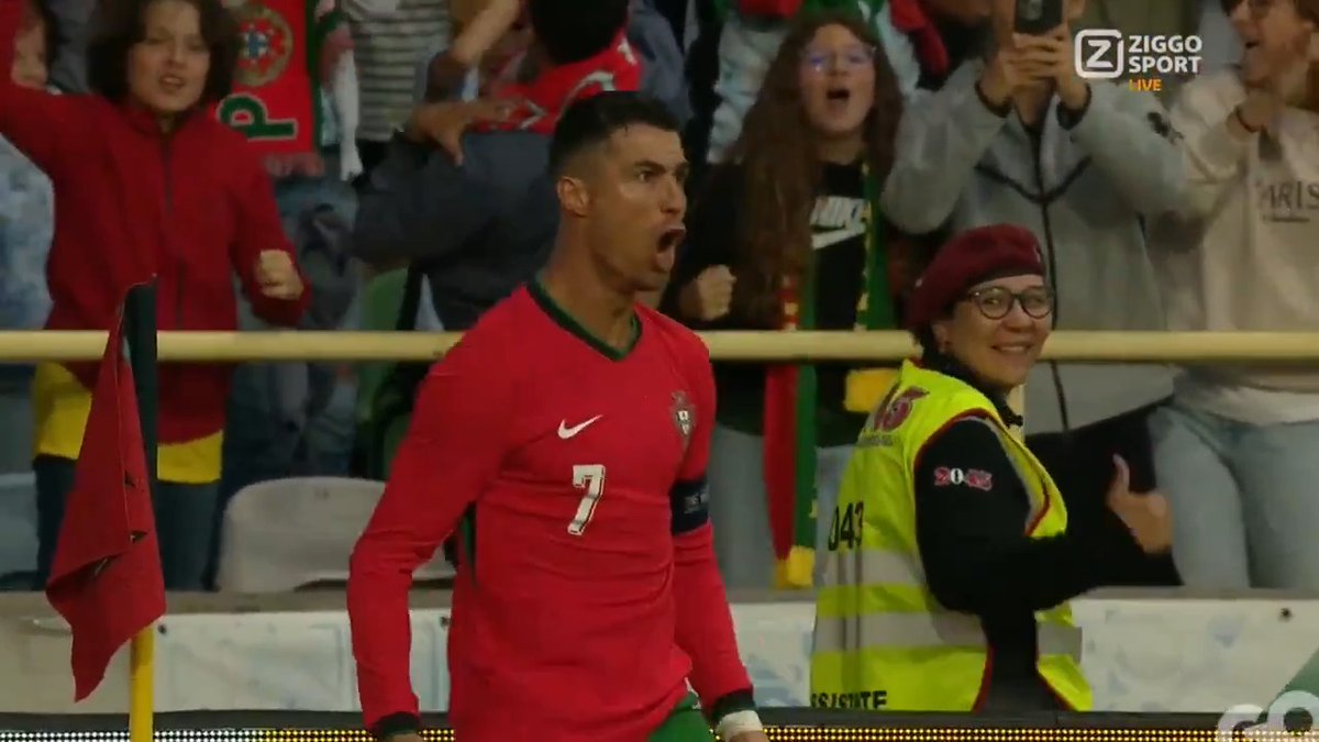 ๐๐๐๐๐๐๐๐! ๐ Wauw... wat een schitterende goal van Cristiano Ronaldo! ๐ #ZiggoSport #EURO2024 #PORIRL