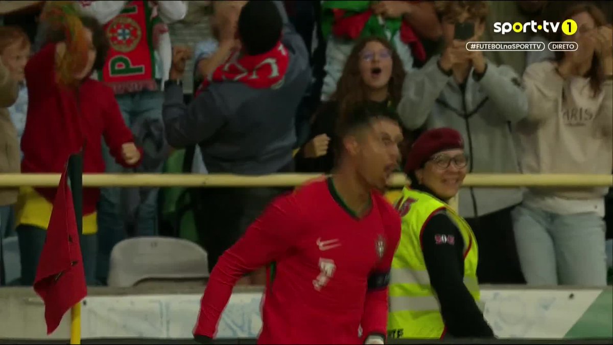 Cristiano Ronaldo's incredible strike into the top corner 😮‍💨🔥