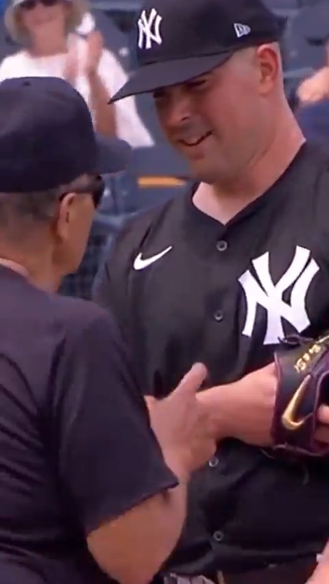 When Joe Torre and Carlos Rodón went viral 📈 Carlos Rodón is the latest guest of The Feed on the YES App: