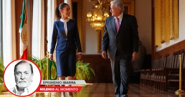 ¿Una revolución que no encabeza una vanguardia sino que se somete, en las urnas a la voluntad del pueblo? ¿Una revolución en la que las masas conducen del proceso? ¿Una dirigencia que se arrodilla ante la gente común? Una revolución como no hay otra…