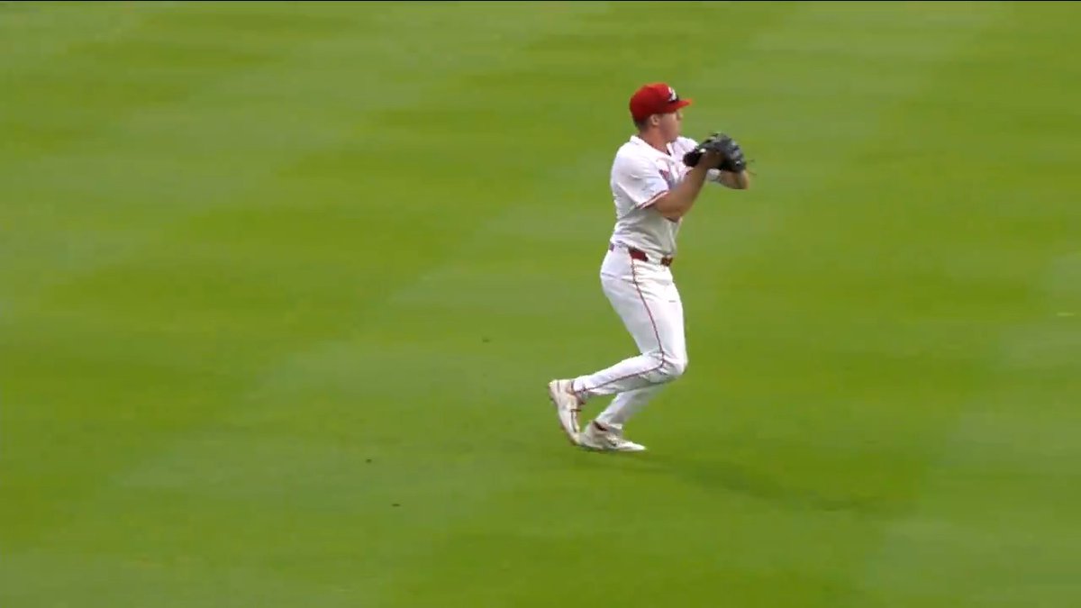 WHAT A THROW BY THE ROOK 🫡 Jacob Hurtubise