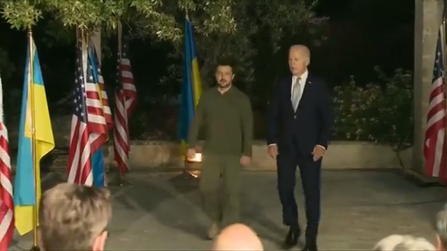 Crooked Joe Biden shuffles into his highly scripted "press conference" with Zelensky (over an hour late)