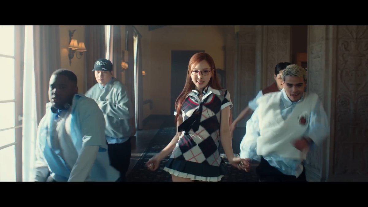 WELCOME BACK BABY ONE MORE TIME NAYEON SPEARS