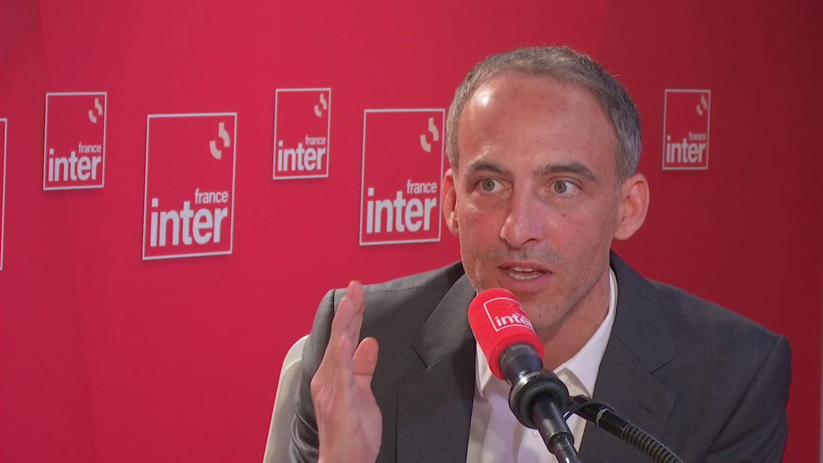 .Raphael Glucksmann : "Emmanuel Macron a décidé de cette dissolution avec trois ou quatre conseillers. Rien ne l'y obligeait, et il a plongé la France dans le chaos. Il a ouvert les voies du pouvoir à l'extrême-droite. Depuis dimanche soir, j'ai une boule dans le ventre." #le69Inter