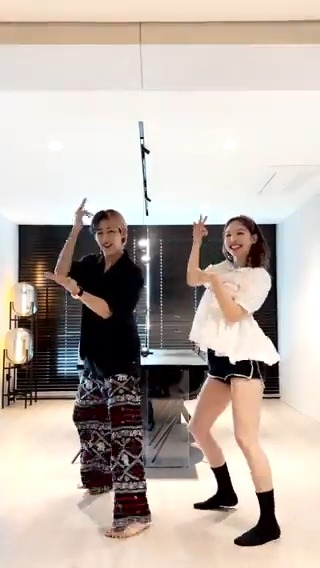 #ABCD with #BamBam 🦋 Listen [NA] 🦋 #TWICE #트와이스 #NAYEON #나연 #NA #뱀뱀
