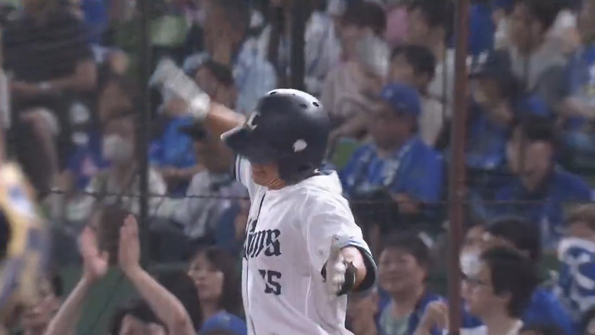 #奥村光一 選手がプロ初ヒットをマーク! 待望の一打に、ガッツポーズが飛び出します! #埼玉西武ライオンズ #seibulions #やる獅かない #交流戦