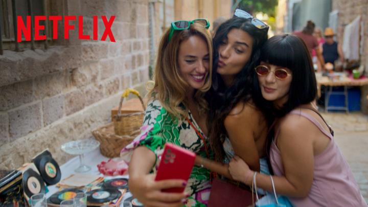 Tatil kafasına girelim yavaştan. Zeytin Ağacı 2. sezonuyla 11 Temmuz’da sadece Netflix’te.