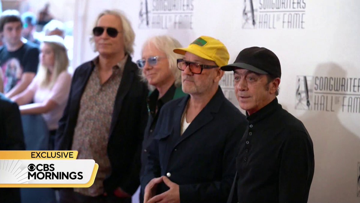 The four original members of R.E.M. had not performed together publicly since 2007 — but that changed Thursday night, as they played “Losing My Religion” during their induction into the @SongwritersHOF. They told @anthonymasoncbs about their plans in an exclusive interview.