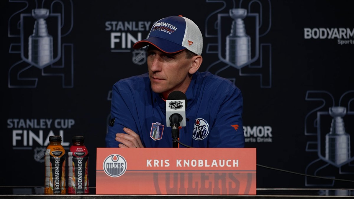 “There’s a lot of optimism...I believe the last time we lost three in a row things went pretty well for us & we’re hoping we can do that again.” Coach Knoblauch adresses the media from Rogers Place. Enterprise | #LetsGoOilers