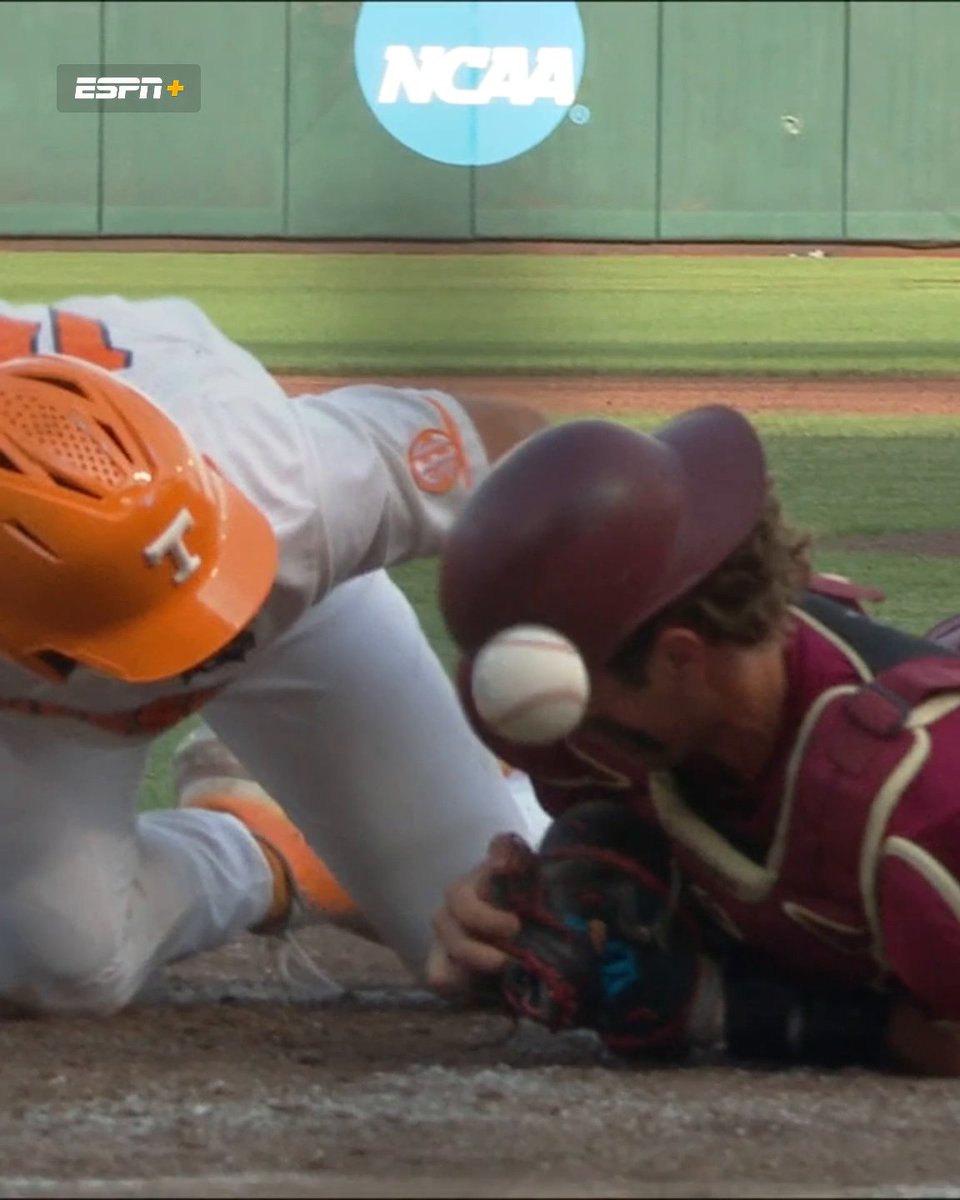 The ball came loose on this collision at home plate 😳 #MCWS