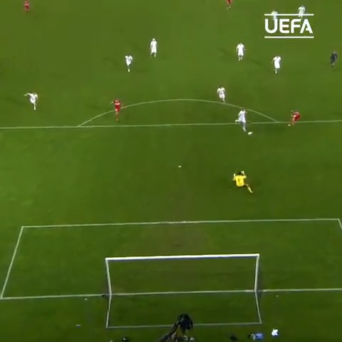 📆 16 yıl önce bugün | Petr Cech, Nihat Kahveci 🇹🇷 ile tanıştı. 😎