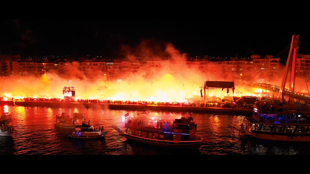 💛❤Şan şeref dolu 99 yıl! Kutlu olsun!🔥🔥🔥 #Göztepe99Yaşında #BirŞehriYakanlar