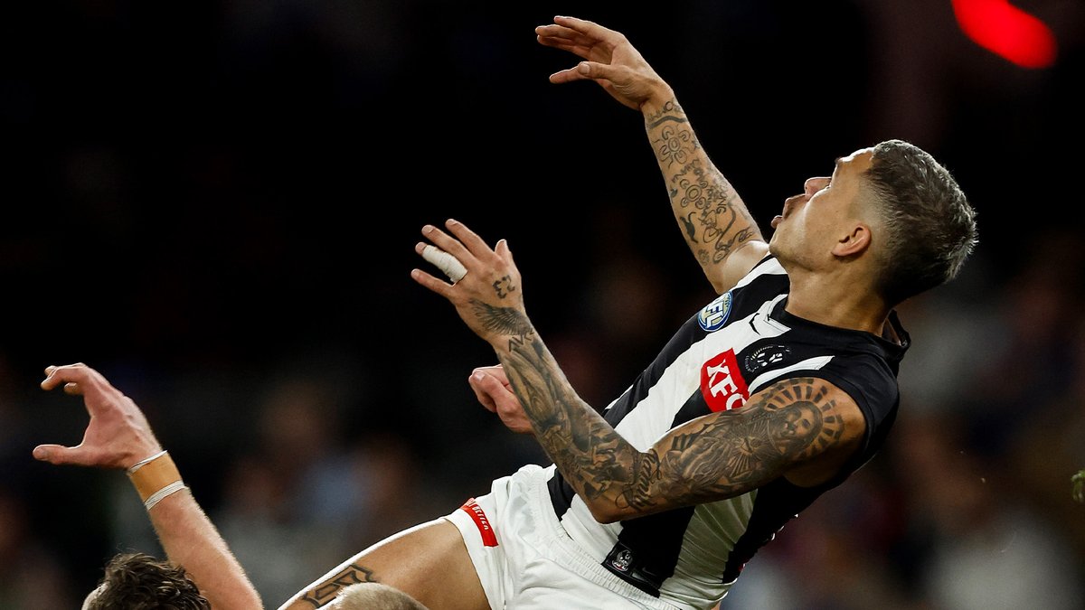BOBBY SOARS ✈️ This man is a human highlight reel.