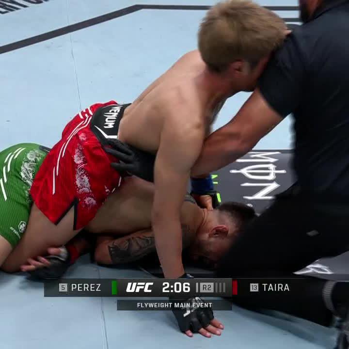 Tatsuro Taira beats Alex Perez via TKO after Perez hurts his leg in round 2 #UFCVegas93