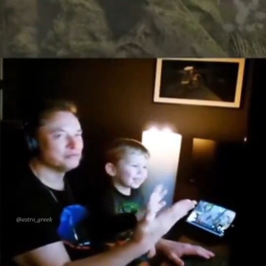 Happy Father's Day to Elon Musk Here is Lil X and Elon playing Diablo and having fun ❤️