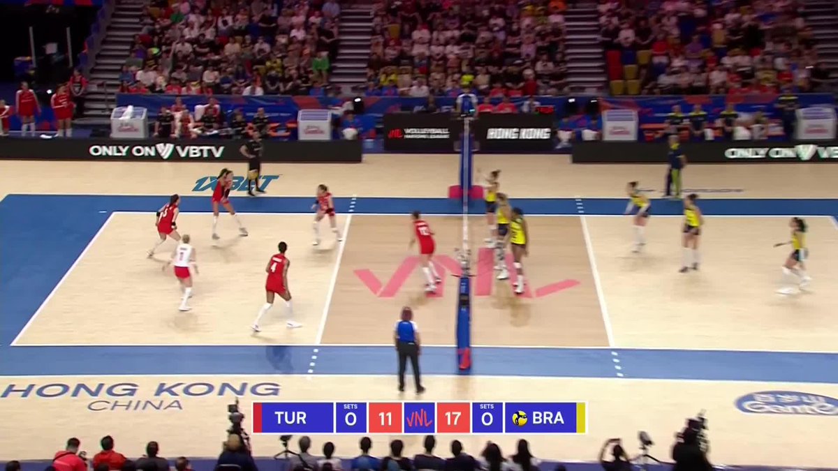 UNDEFEATED &amp; THE WORLD’S #1 TEAM! Brazil 🇧🇷 beat Türkiye 🇹🇷 in straight sets and is THE first team to go undefeated in the preliminary phase of the VNL 🔥. ➡️ #VNL2024 schedule - 📺 Watch the matches on VBTV. 🏐 #volleyball #VNLHongKong