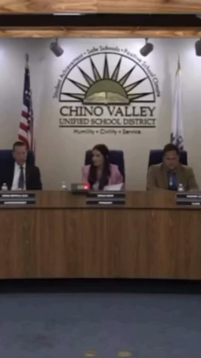 “Girls I empower you to walk away! Walk away because when we stop, it stops.” Fire speech from School Board Member at Chino Valley USD against allowing males on girls sports teams and in women’s locker rooms! 🔥 Please help spread her message!