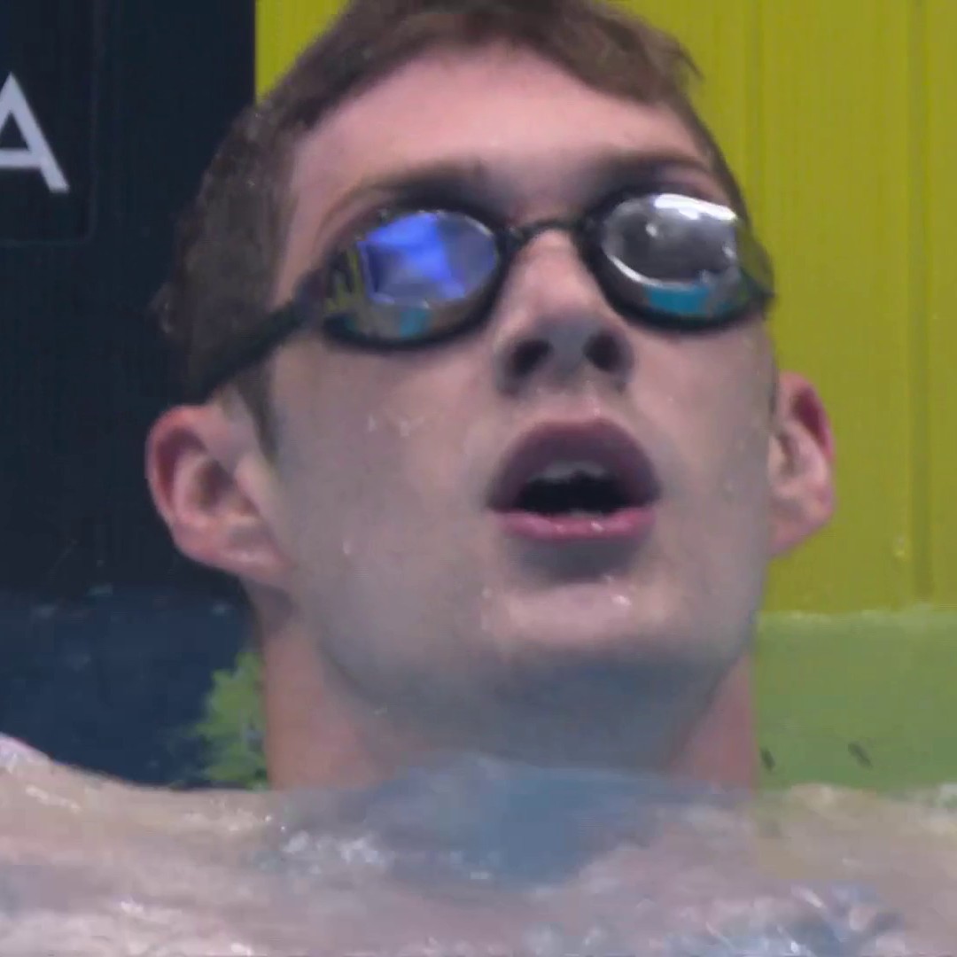 You shouldn’t be able to do this, but Hunter Armstrong just did. This is one of the more ridiculous things I’ve ever seen in swimming.