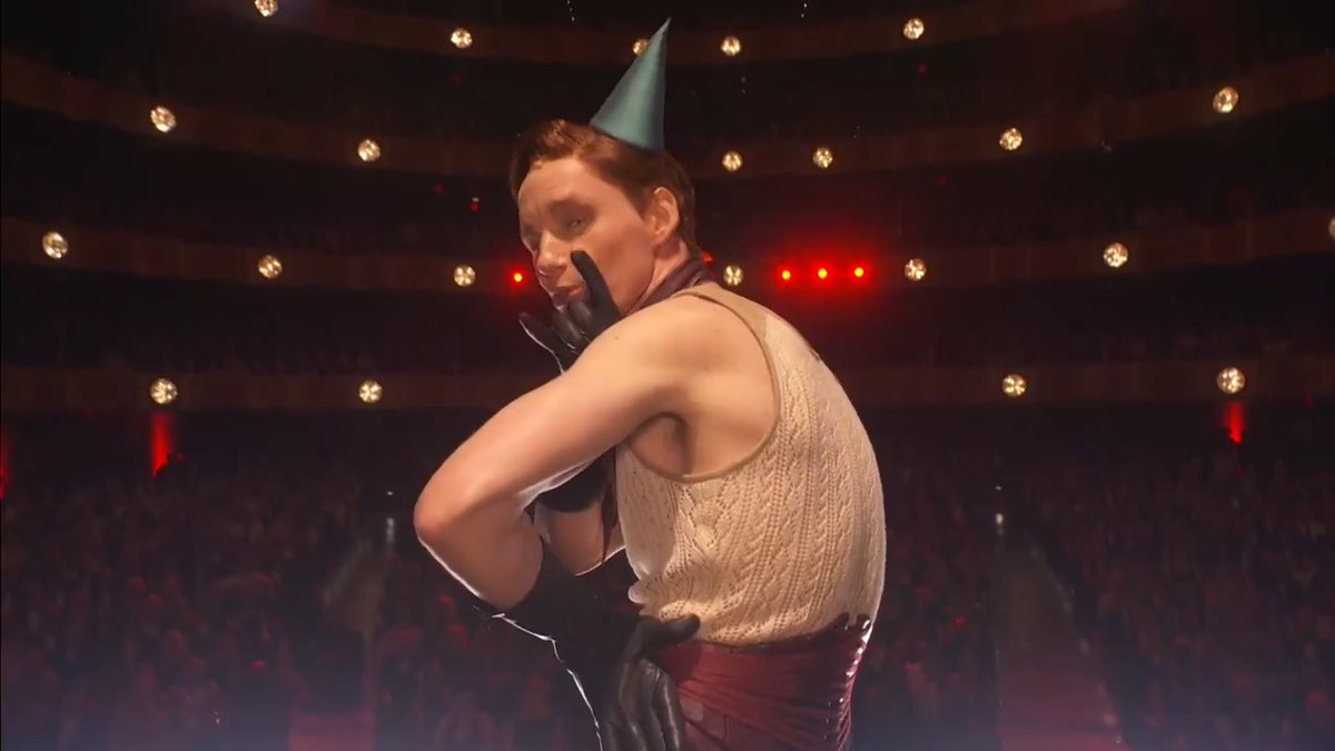 Eddie Redmayne and the cast of #Cabaret perform together at the 2024 #TonyAwards