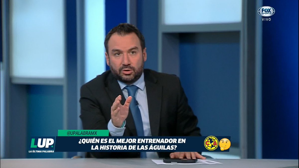😨 'AMÉRICA TIENE CIENTO Y PICO AÑOS DE EXISTIR Y TIENE 15 TÍTULOS, ¿O SEA QUE TIENE 90 Y TANTOS AÑOS FRACASANDO?' Se prendió la mesa de #LUP, debatiendo si para América es título o fracaso torneo tras torneo... 🦅🏆 ¡Y se fueron contra Fernando Cevallos y las Chivas! 🐐