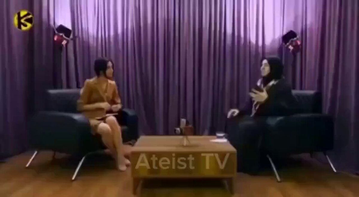 “Deizm ve Ateizm ikisi de hayvanlık alemi gibi bir alemdir. Deizm'de bir adam kızı ile evlensin hiçbir sakınca yoktur. Bir insan anasıyla babasıyla evlensin hiçbir sakınca yoktur.” Yazar Emine Şenlikoğlu #diamondtemayalnızdeğildir