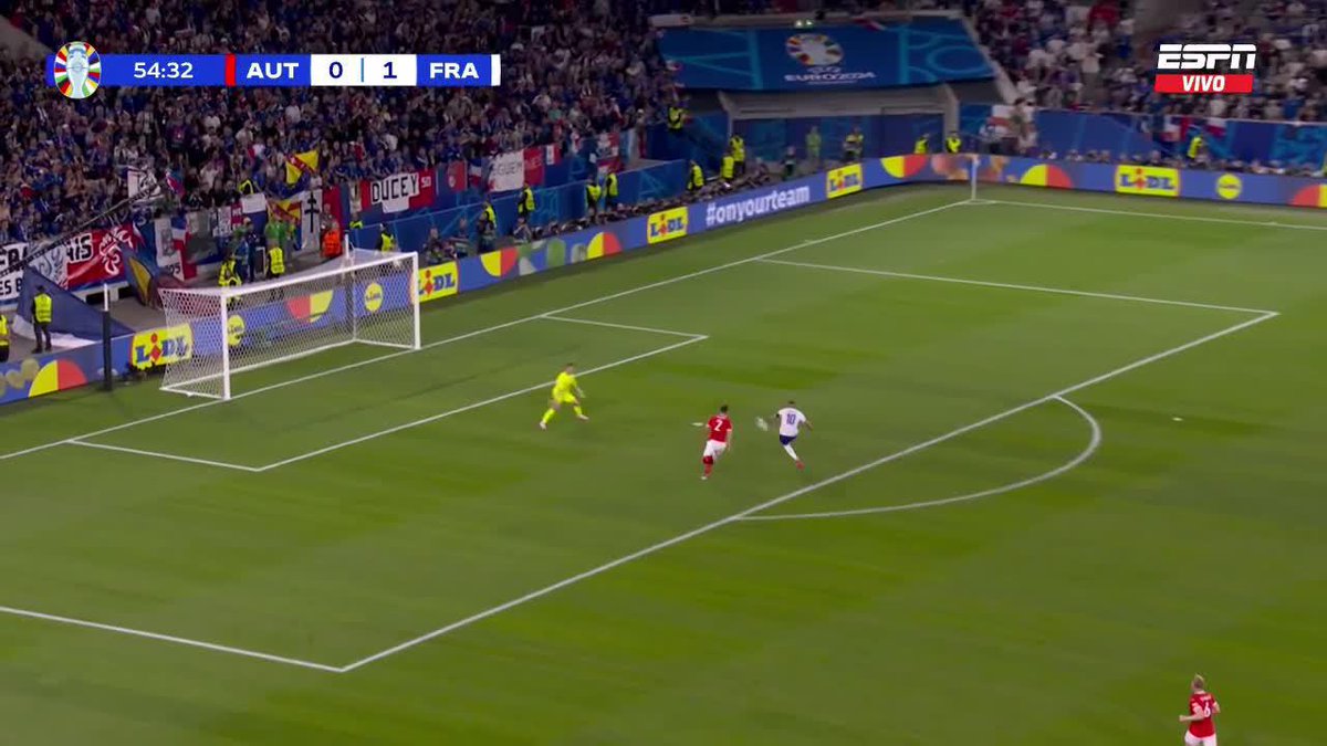 Dice Mbappé que en la Eurocopa los arcos son más angostos que en el Mundial.