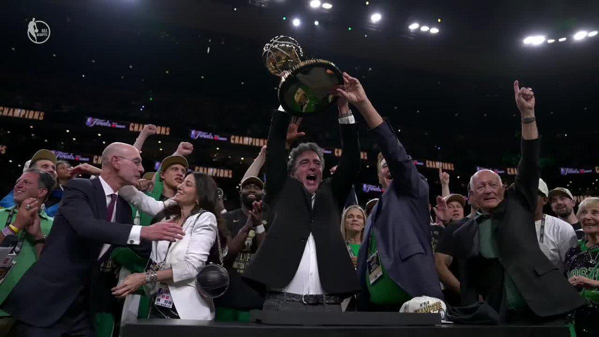The moment the Celtics received the Larry O'Brien trophy 🏆 #NBAFinals