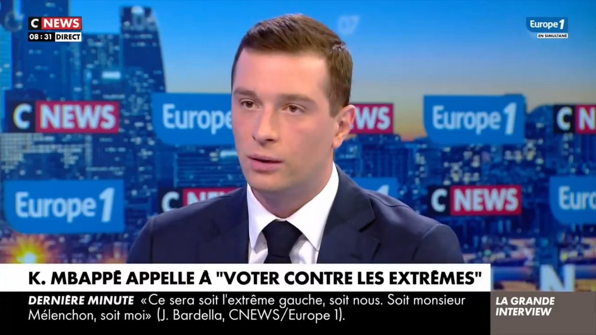Il faut respecter les Français et le vote de chacun. Je suis un peu gêné de voir des sportifs multimillionnaires donner des leçons à des gens qui n'arrivent plus à boucler les fins de mois, qui ne sentent plus en sécurité et qui ont le sentiment de perdre leurs valeurs.