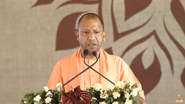आदरणीय श्री Narendra Modi जी ने जब लगातार तीसरी बार प्रधानमंत्री पद की शपथ ली और सबसे पहले किसी एक फाइल पर हस्ताक्षर किया तो वह पुनः अन्नदाता किसानों के लिए समर्पित था...