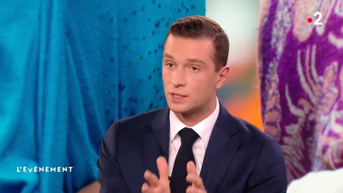 Je veux faire voter une loi contre les idéologies islamistes, qui permettra de faire fermer les mosquées radicales et d'expulser les 4500 individus étrangers fichés pour leur proximité avec le fondamentalisme islamiste. #LEvenement