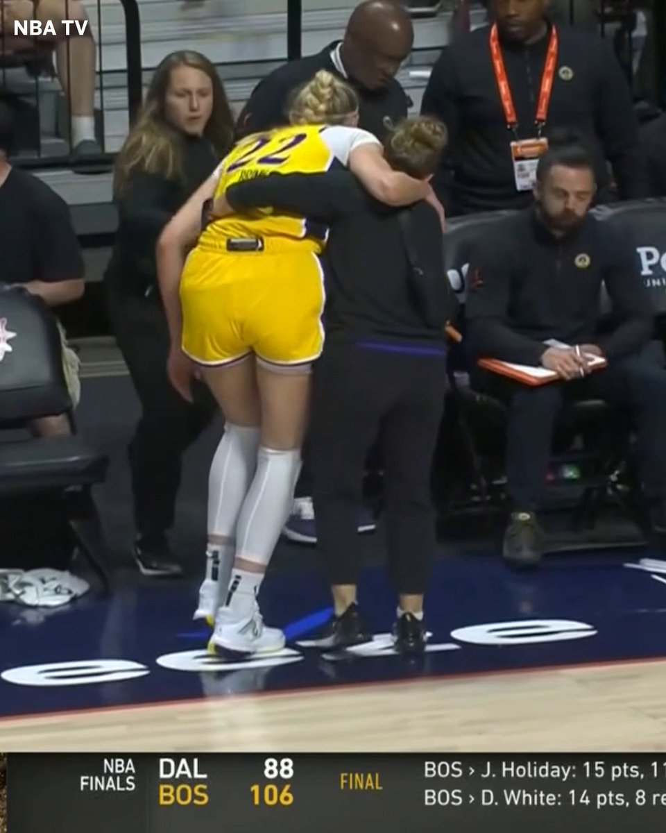 Cameron Brink was carried to the locker room after this play.