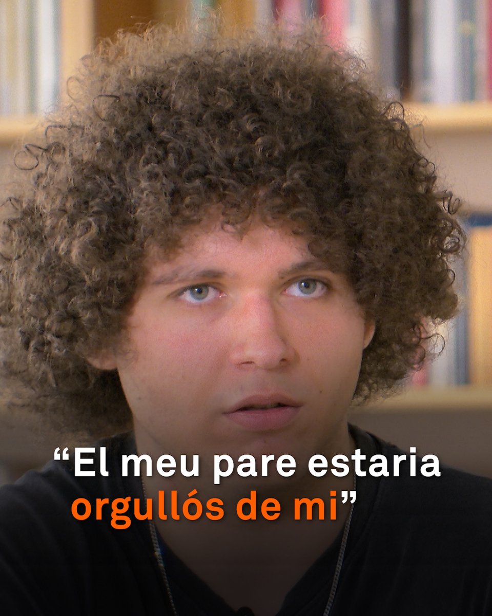 “El segon de batxillerat ha sigut molt més dur del que mai hauria pogut imaginar”. La mare del Daniel ha estat molt malalta i el seu pare ha mort de càncer. Amb l'ajuda de professors, amics i família, ha aconseguit acabar el curs i aprovar la selectivitat