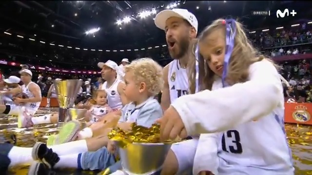 Un líder. Un ganador. Un jugón. Adiós a 20 años de 𝒓𝒊𝒄𝒂 𝒔𝒂𝒍𝒔𝒂 𝒄𝒂𝒏𝒂𝒓𝒊𝒂 🏀🎩 Sergio Rodriguez #DeportePlus