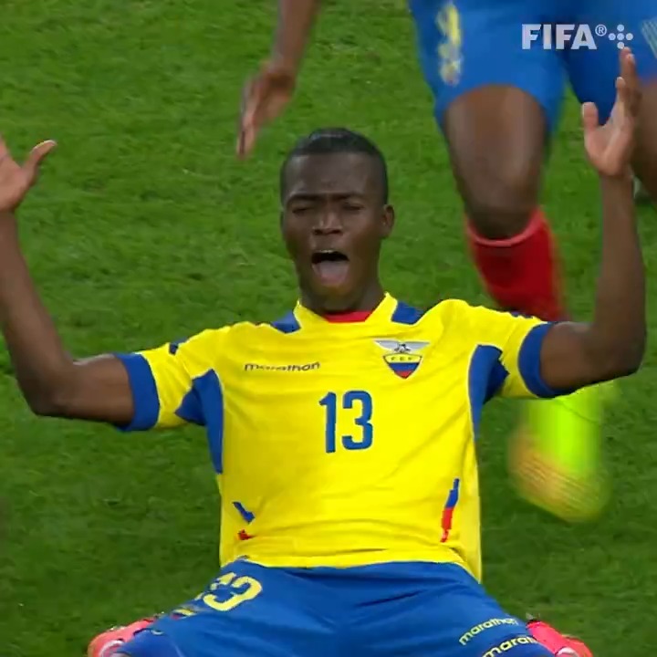 🇪🇨 Hace 10 años EnnerValencia marcaba este doblete ante Honduras. 🐐 La Tri 🇪🇨 | #CopaMundialFIFA