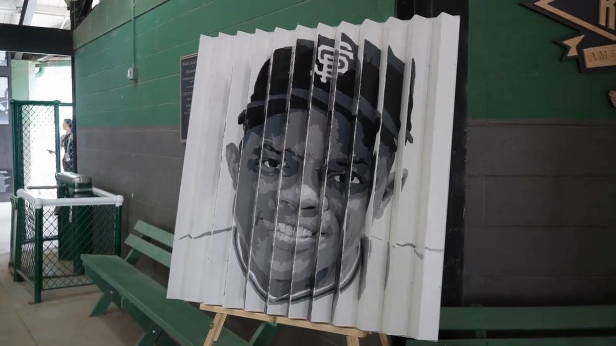 How cool is this?! #MLBatRickwood 🎨 @henryxpieces