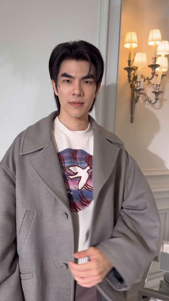 See ya! #MintReports พาส่องลุคฟร้อนโรว์สุดพิเศษสำหรับวันพิเศษของหนุ่ม #มายภาคภูมิ House Ambassador ประจำประเทศไทยของดิออร์ ก่อนเตรียมเข้าร่วมชมโชว์ Dior Men’s Summer 25 ณ ปารีสแฟชั่นวีคในวันนี้ 💚 #MilePhakphum #StarsInDior #DiorSummer25 #MintMagTH