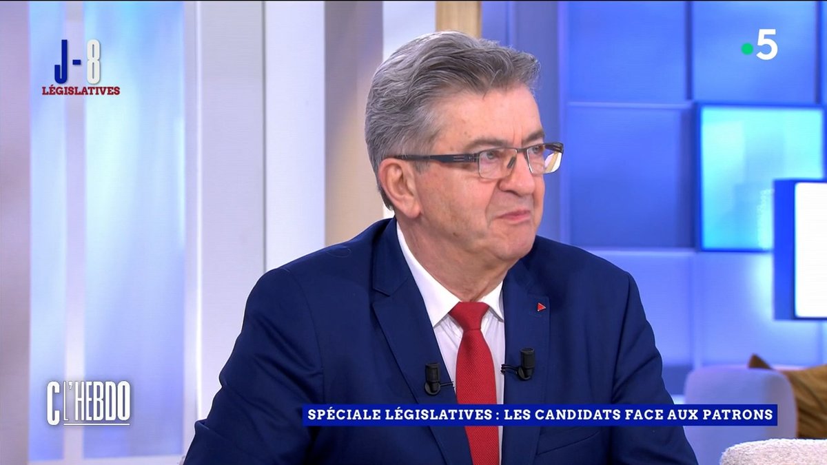 M. Bardella a renoncé à tout ce qu'il voulait faire, pour rassurer les grands patrons et ne pas effrayer le capital. Jordan Bardella, c'est Macron enrobé de racisme. #CLHebdo