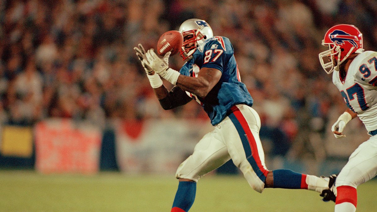 Before the New England Patriots had Gronk, a man named Ben Coates was dominating in New England 🫡