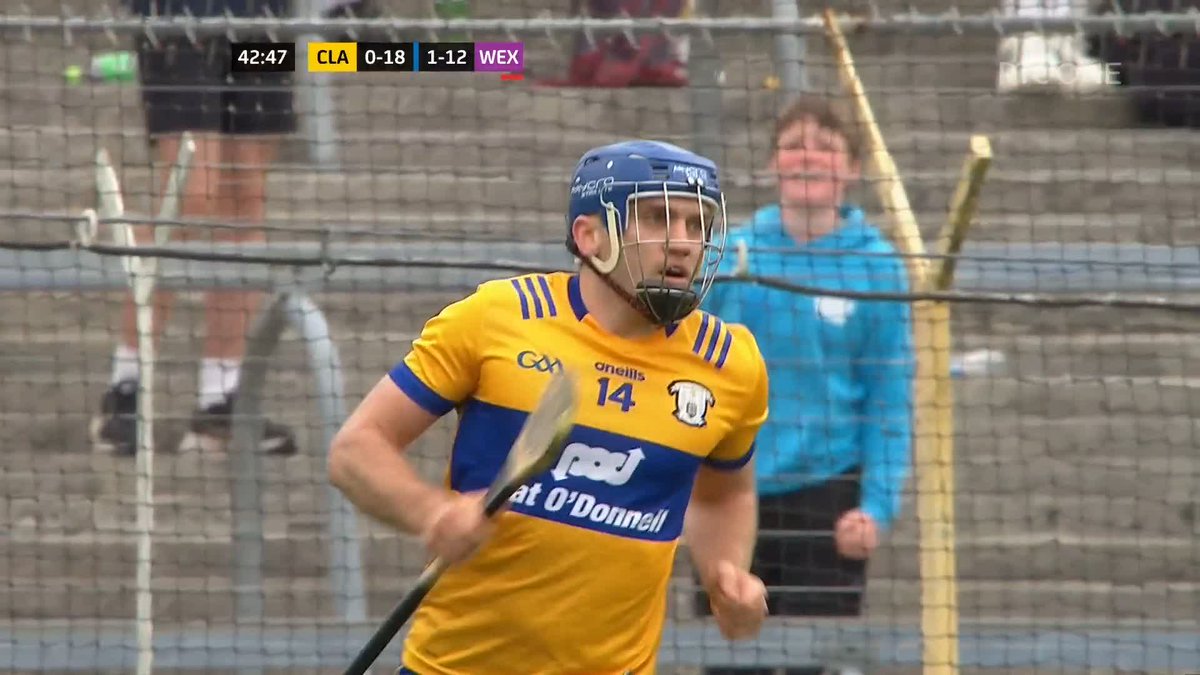 Is this steps, or does the fouling mean he is rightly allowed to continue on?