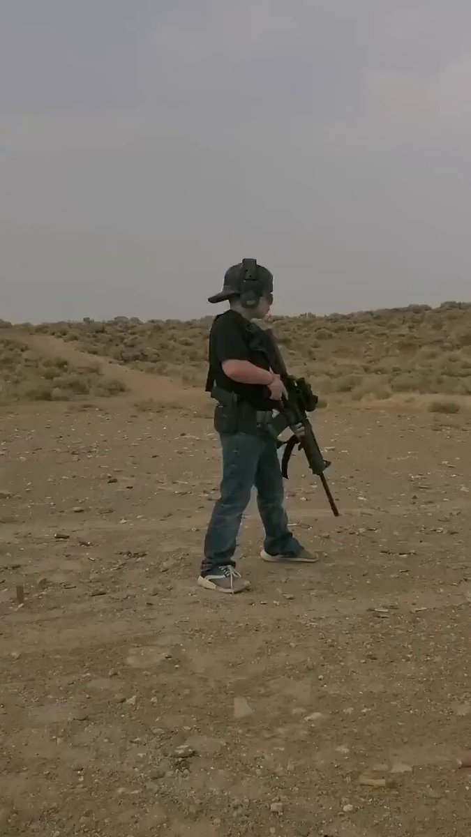 Você acha que crianças devem ser ensinadas a manusear armas?